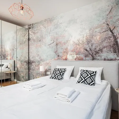 Elegancki Apartament Przy Wisle - Prywatny Parking - By Upstairs アパート *